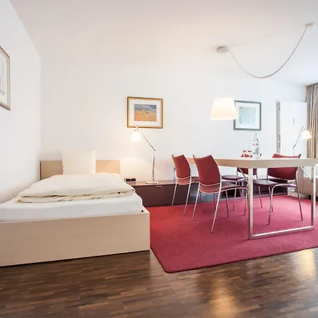 Ema House Serviced Superior Seefeld * Zürich