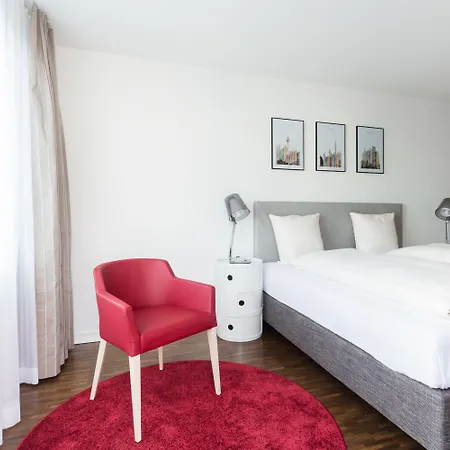 Ema House Serviced Superior Seefeld Appartement