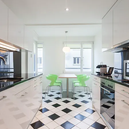 Ema House Serviced Superior Seefeld *