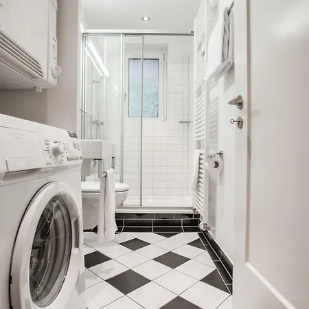 アパート Ema House Serviced Superior Seefeld チューリッヒ