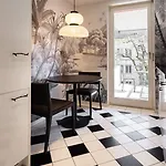 Ema House Serviced Superior Seefeld Appartement